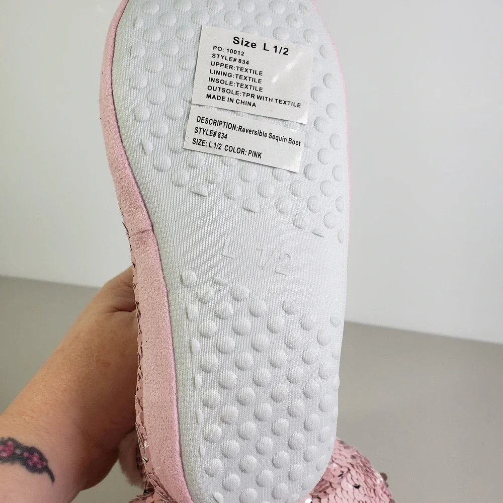 Glammer Kids Pink Reversible Sequin Boot Slippers‎ L 1/2 Cozy Plush